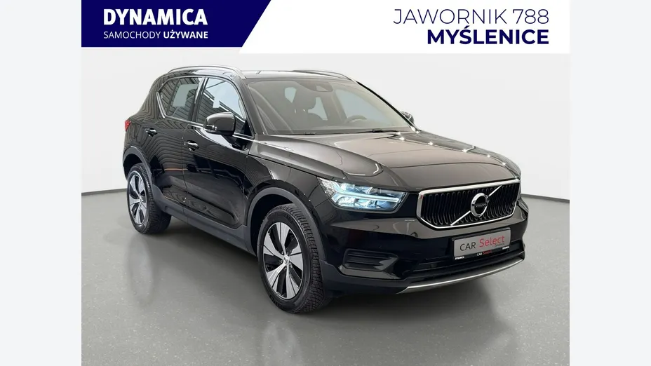 VOLVO XC40 -