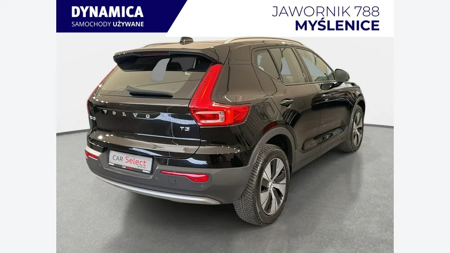VOLVO XC40 -