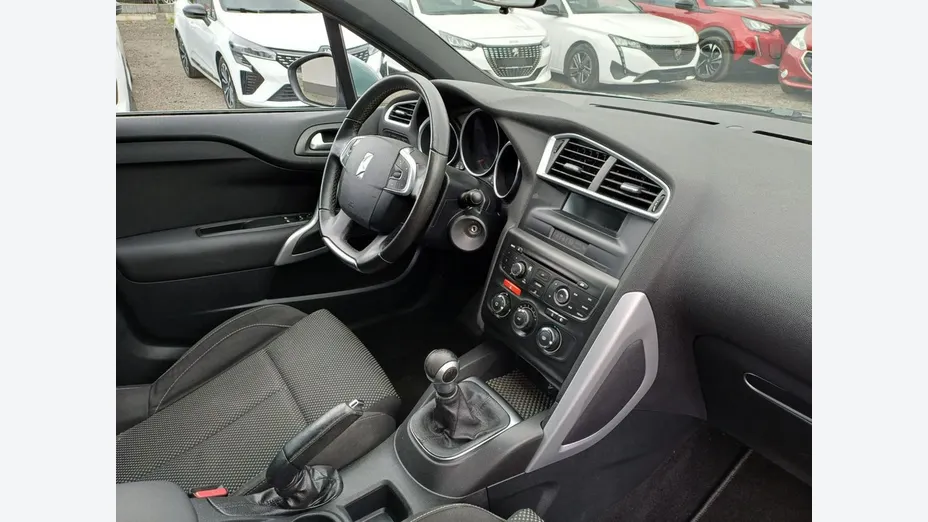 CITROEN DS4 -