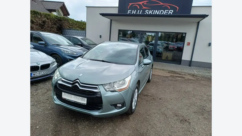 CITROEN DS4 -