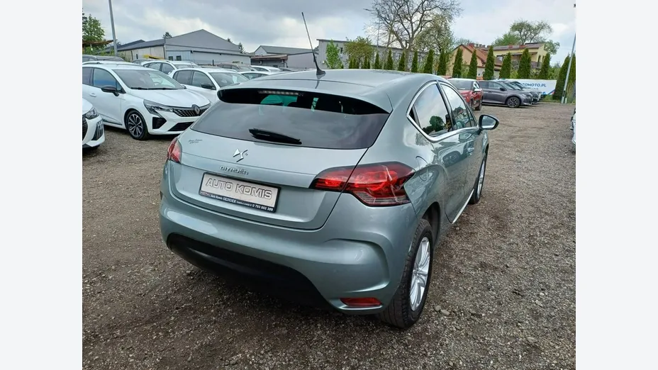 CITROEN DS4 -
