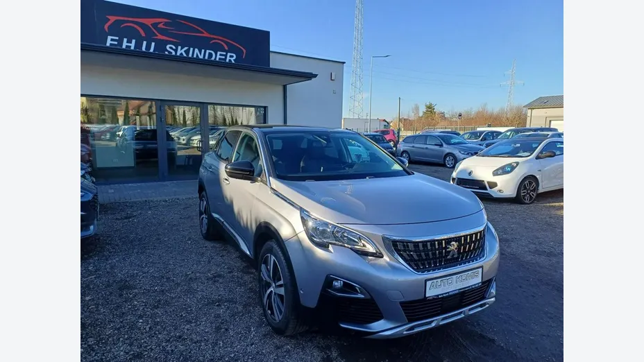 PEUGEOT 3008 -