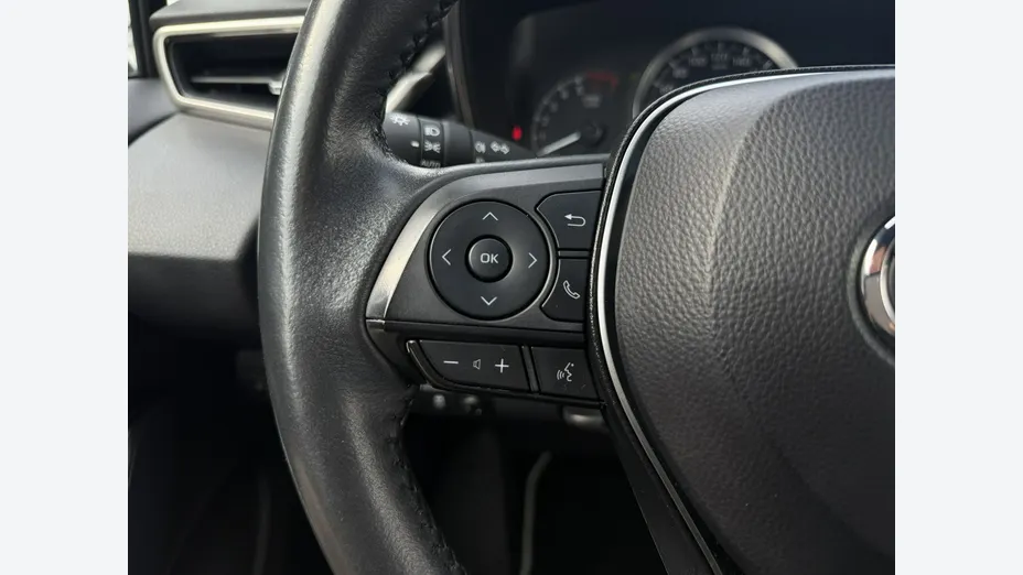 TOYOTA Corolla -