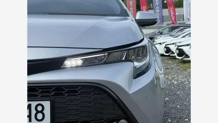 TOYOTA Corolla -