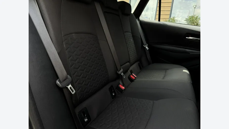 TOYOTA Corolla -