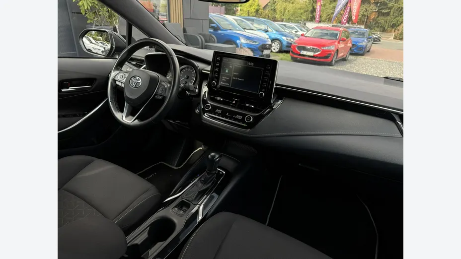 TOYOTA Corolla -