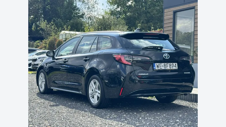 TOYOTA Corolla -