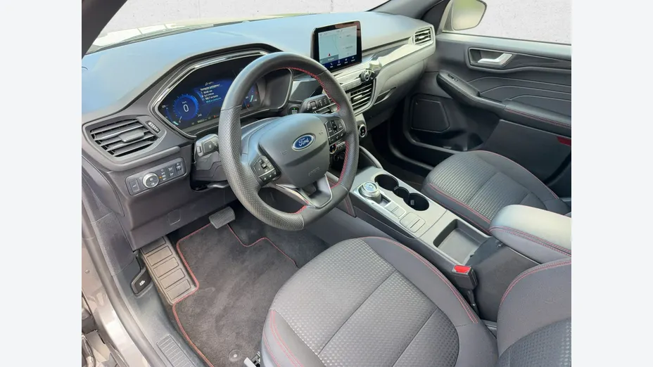 FORD Kuga -
