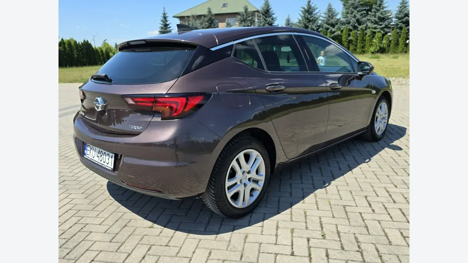 OPEL Astra -