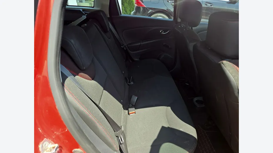 RENAULT Clio -
