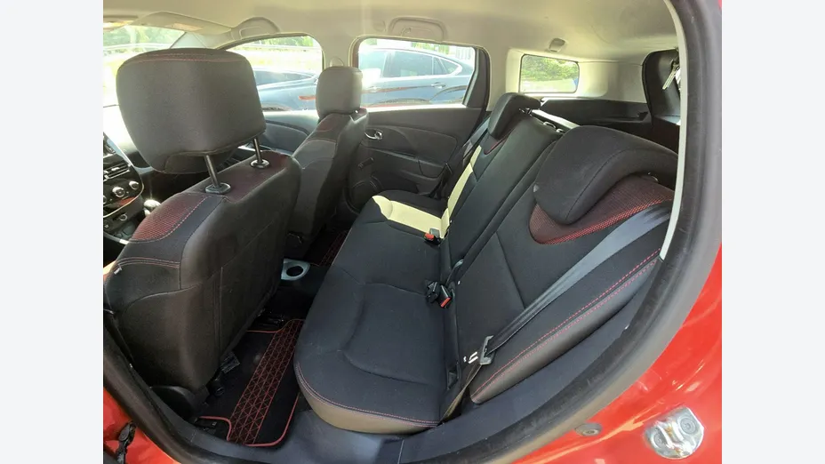RENAULT Clio -