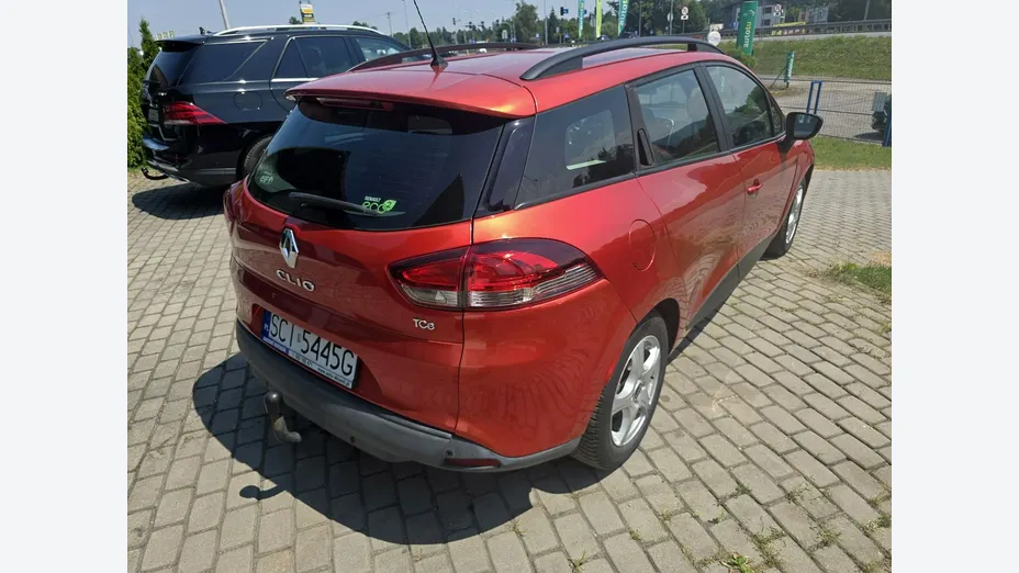 RENAULT Clio -