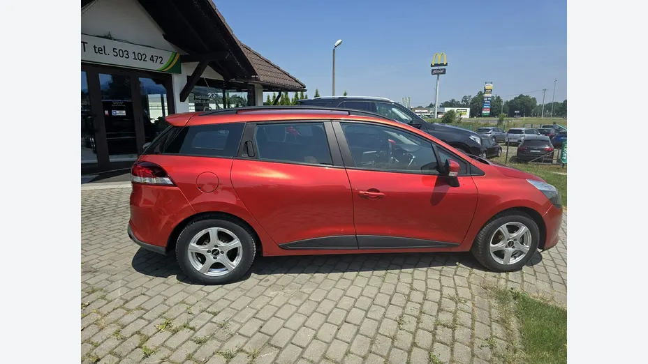 RENAULT Clio -