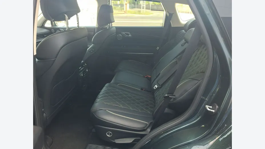Genesis GV80 -