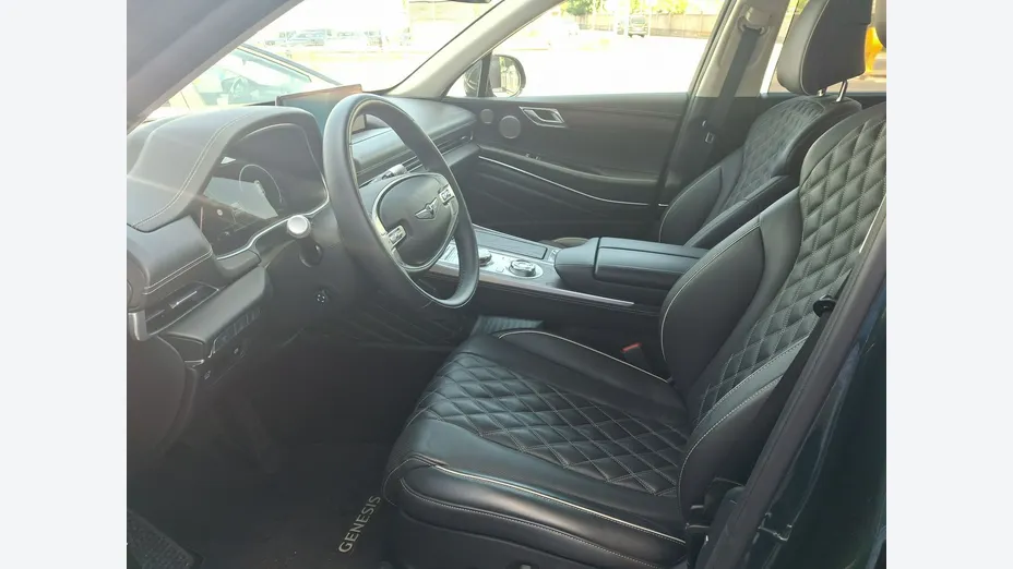 Genesis GV80 -