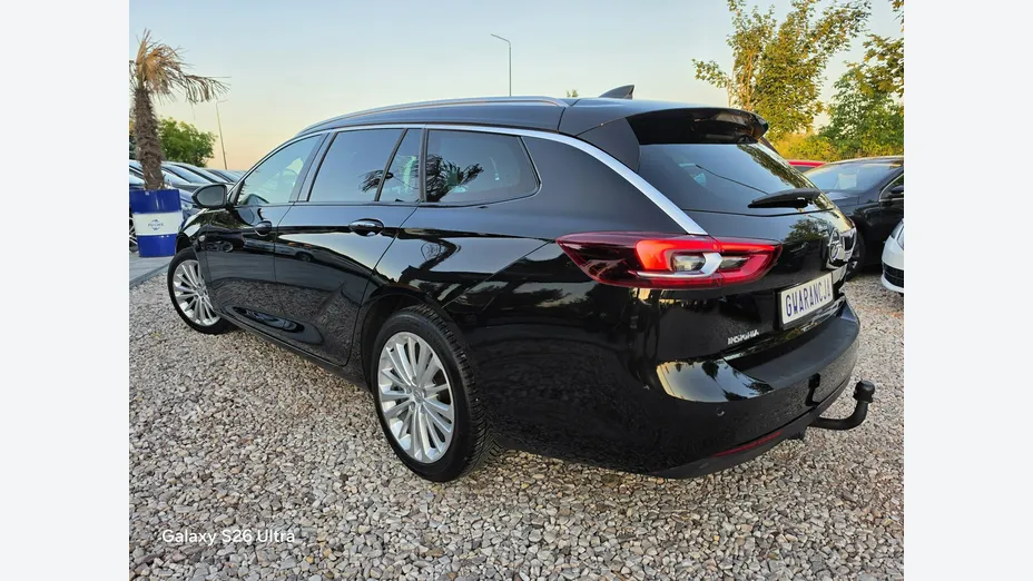 OPEL Insignia -