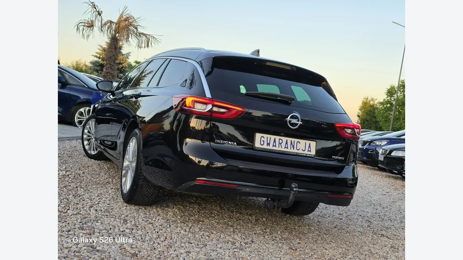 OPEL Insignia -