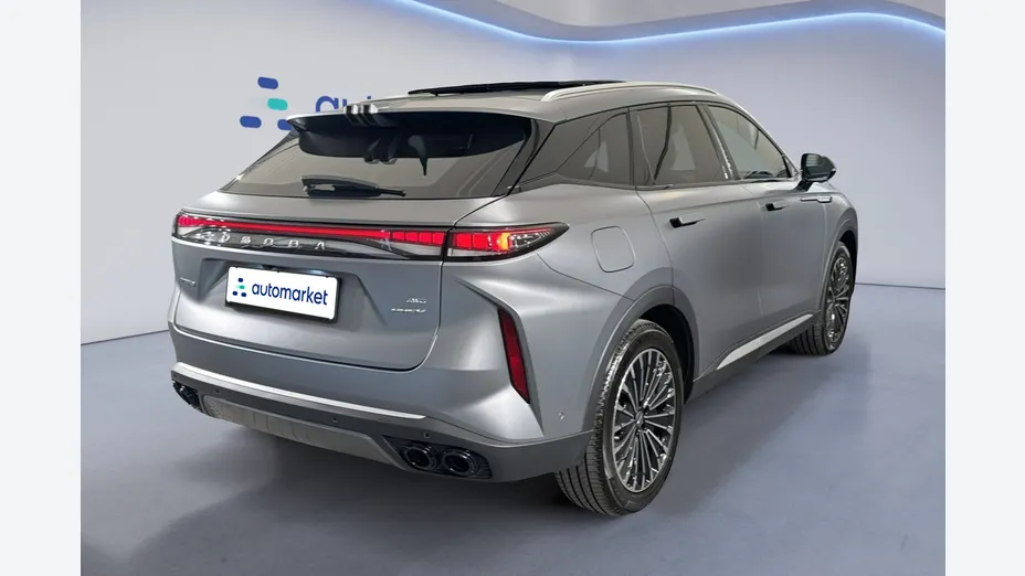 OMODA Omoda 9 Omoda 9 1.5 Super Hybrid Exclusive AWD