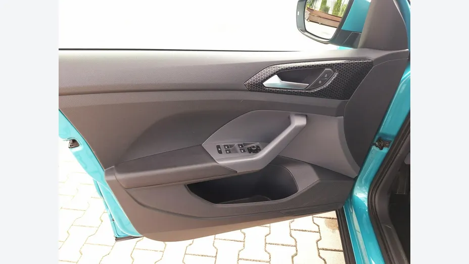 VOLKSWAGEN T-Cross -