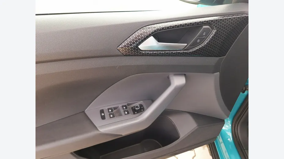 VOLKSWAGEN T-Cross -