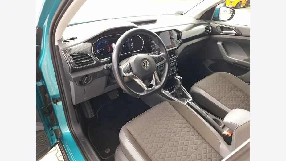 VOLKSWAGEN T-Cross -