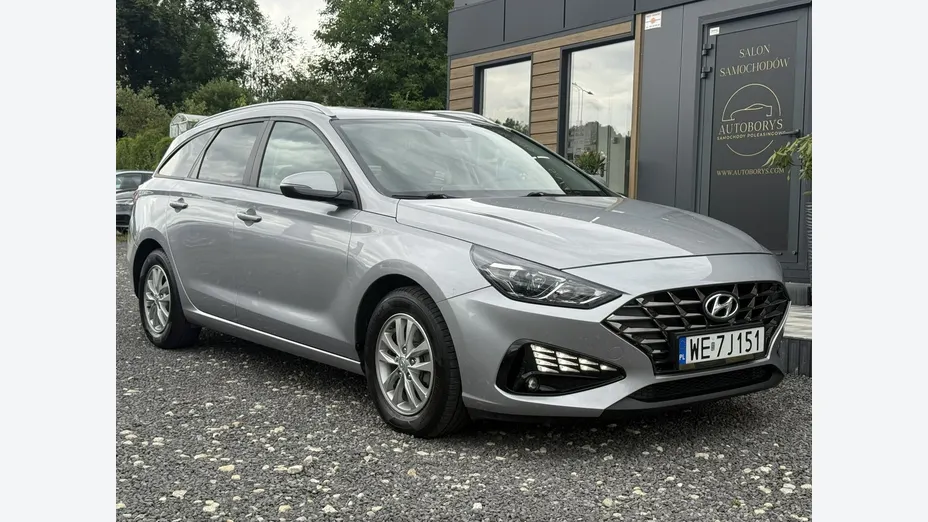 HYUNDAI i30 -