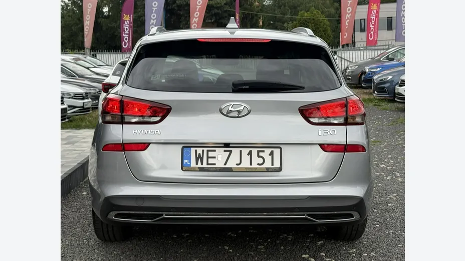 HYUNDAI i30 -