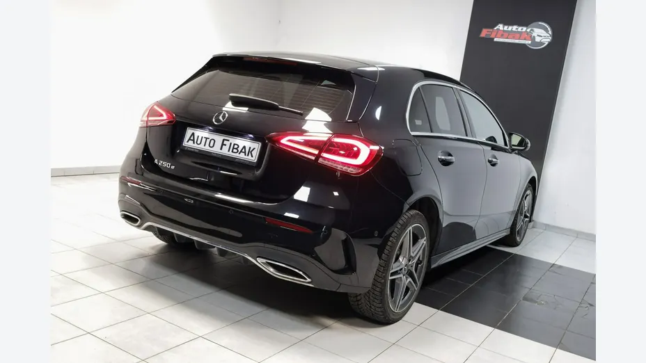 MERCEDES-BENZ A Klasa -