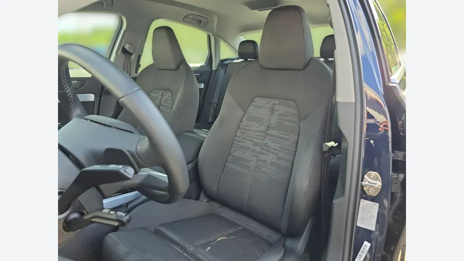 AUDI A6 -
