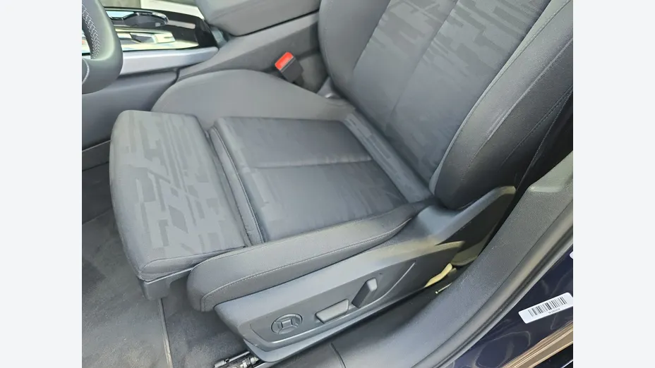 AUDI A6 -