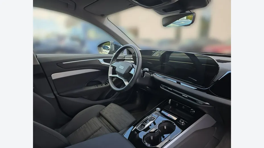 AUDI A6 -