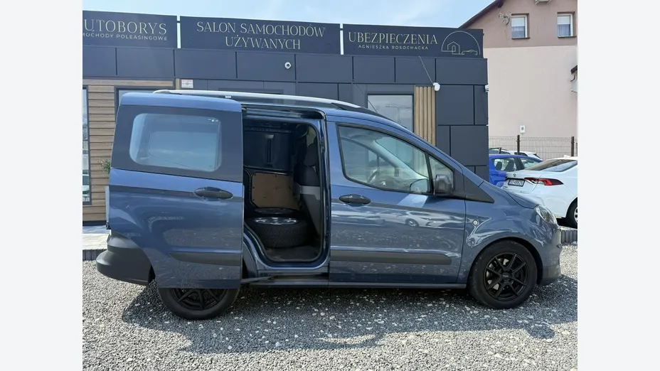 FORD Transit Courier -
