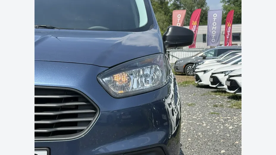 FORD Transit Courier -