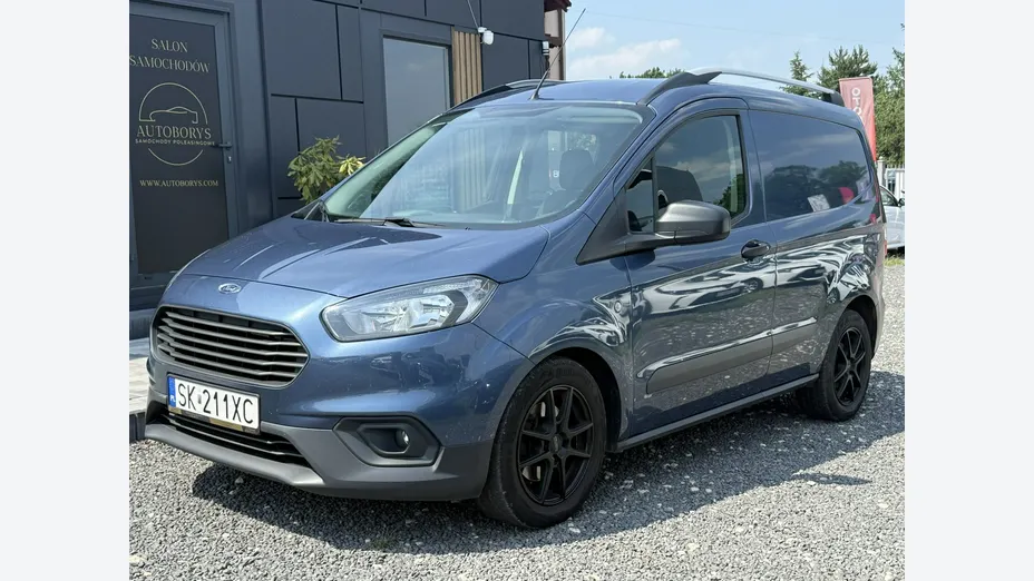 FORD Transit Courier -