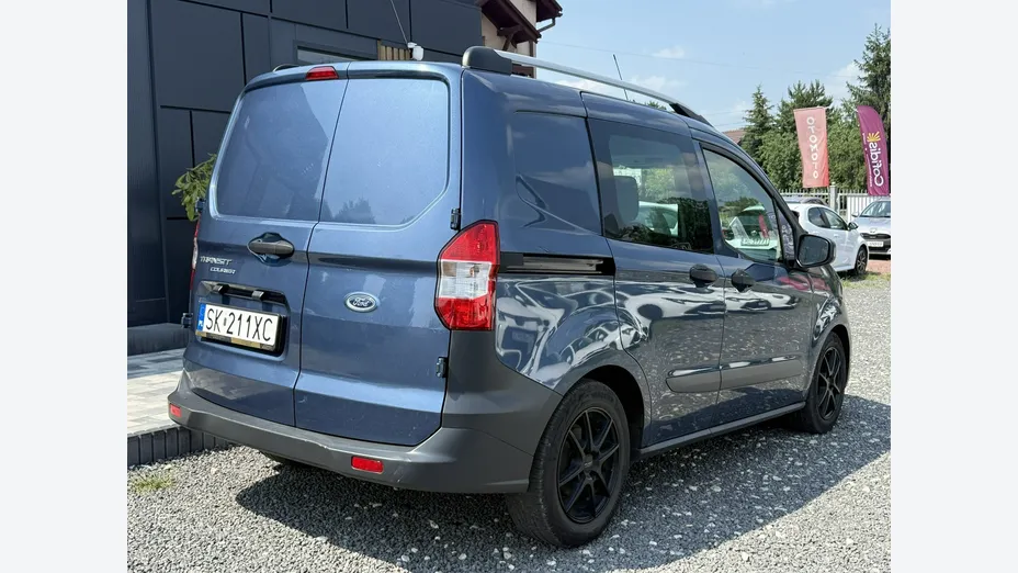 FORD Transit Courier -