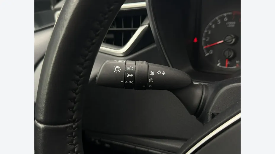 TOYOTA Corolla -