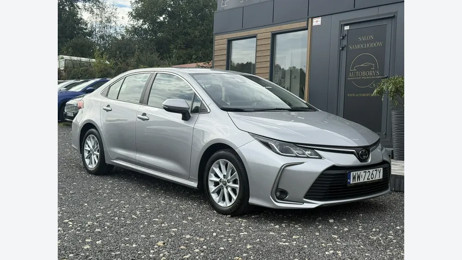 TOYOTA Corolla -