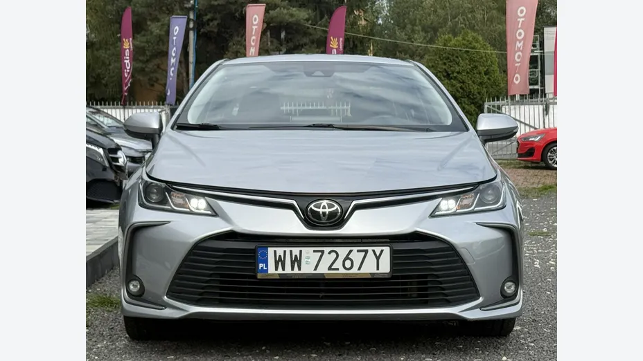 TOYOTA Corolla -