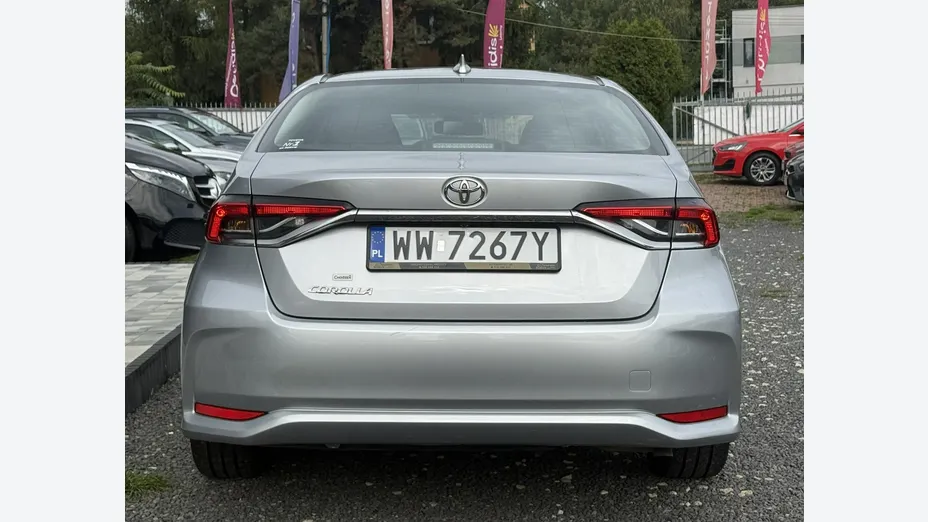TOYOTA Corolla -