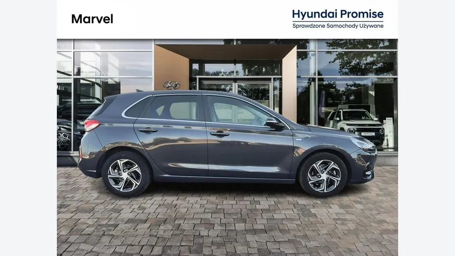 HYUNDAI i30 -