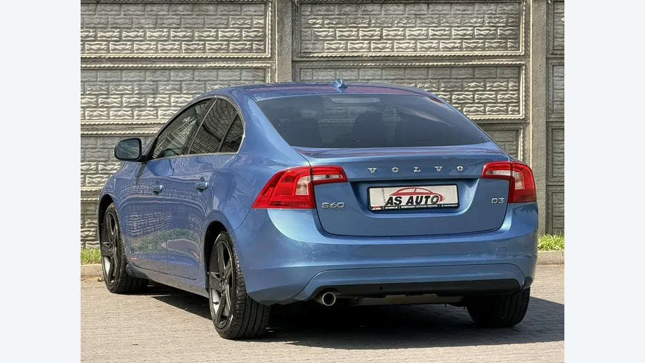 VOLVO S60 -