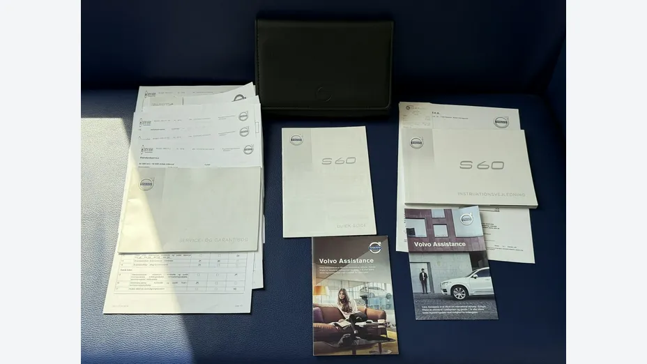 VOLVO S60 -