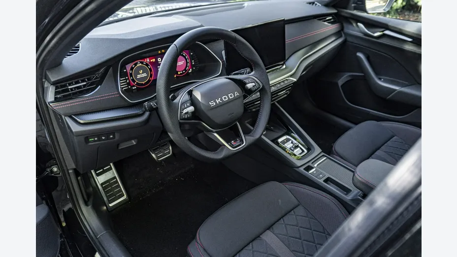 SKODA Octavia -