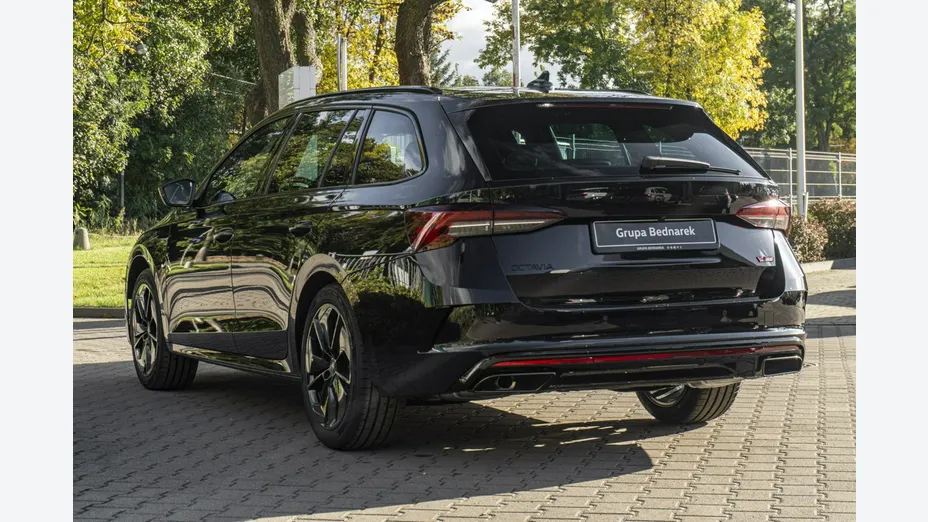 SKODA Octavia -