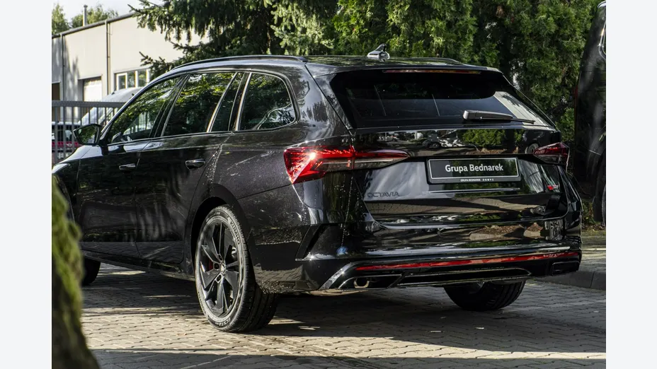 SKODA Octavia -