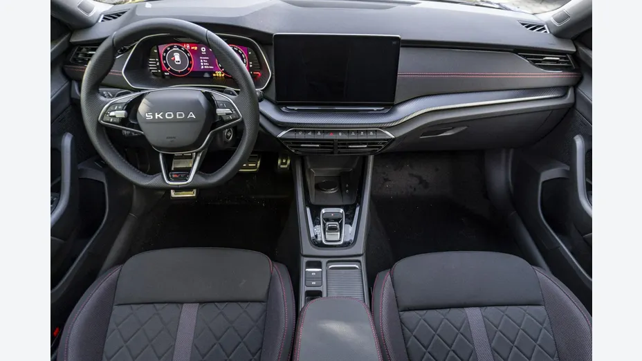SKODA Octavia -