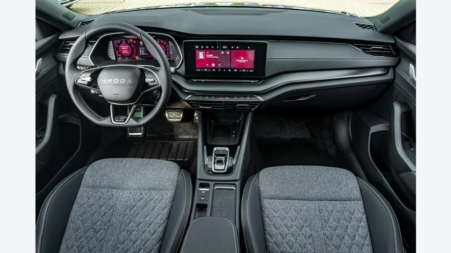 SKODA Octavia -