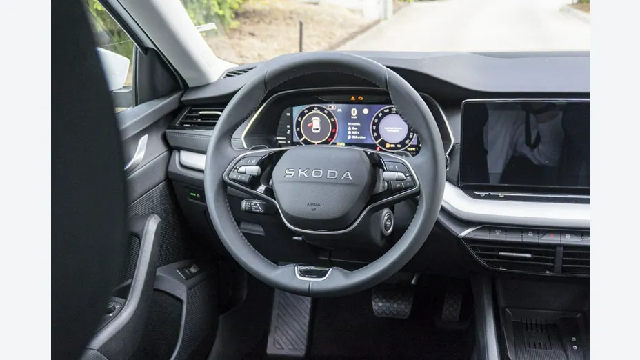 SKODA Octavia -