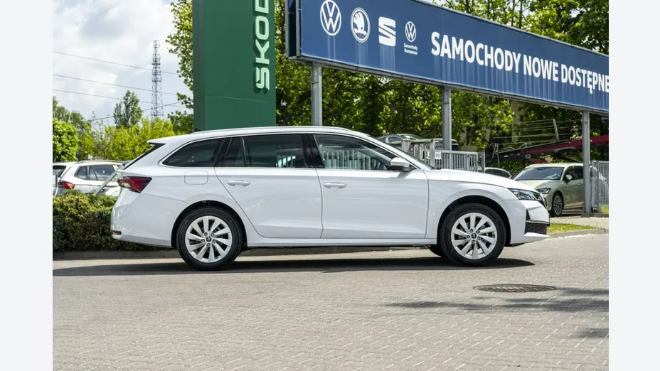 SKODA Octavia -