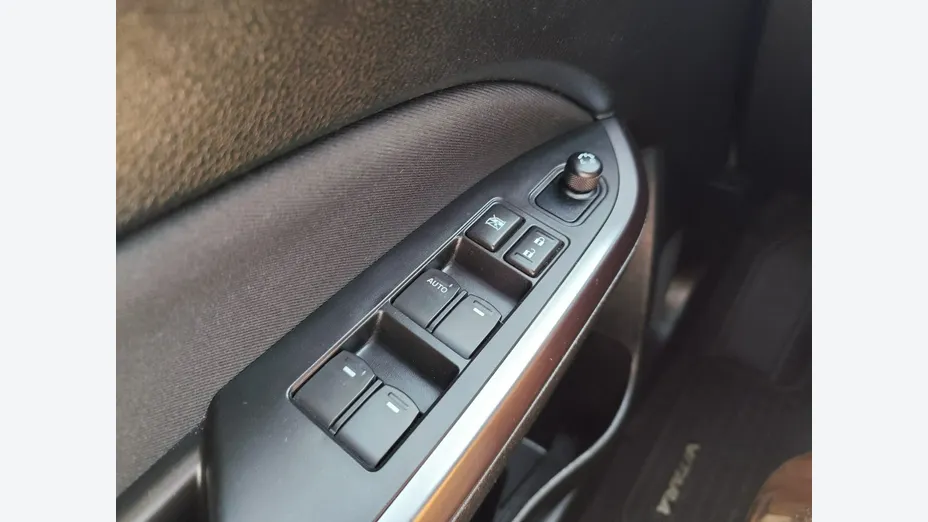 SUZUKI Vitara -